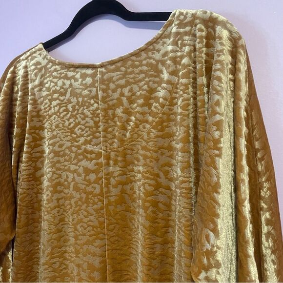 Dress Barn L Golden Burnout Velvet Leopard Print Tunic Top - Picture 7 of 8